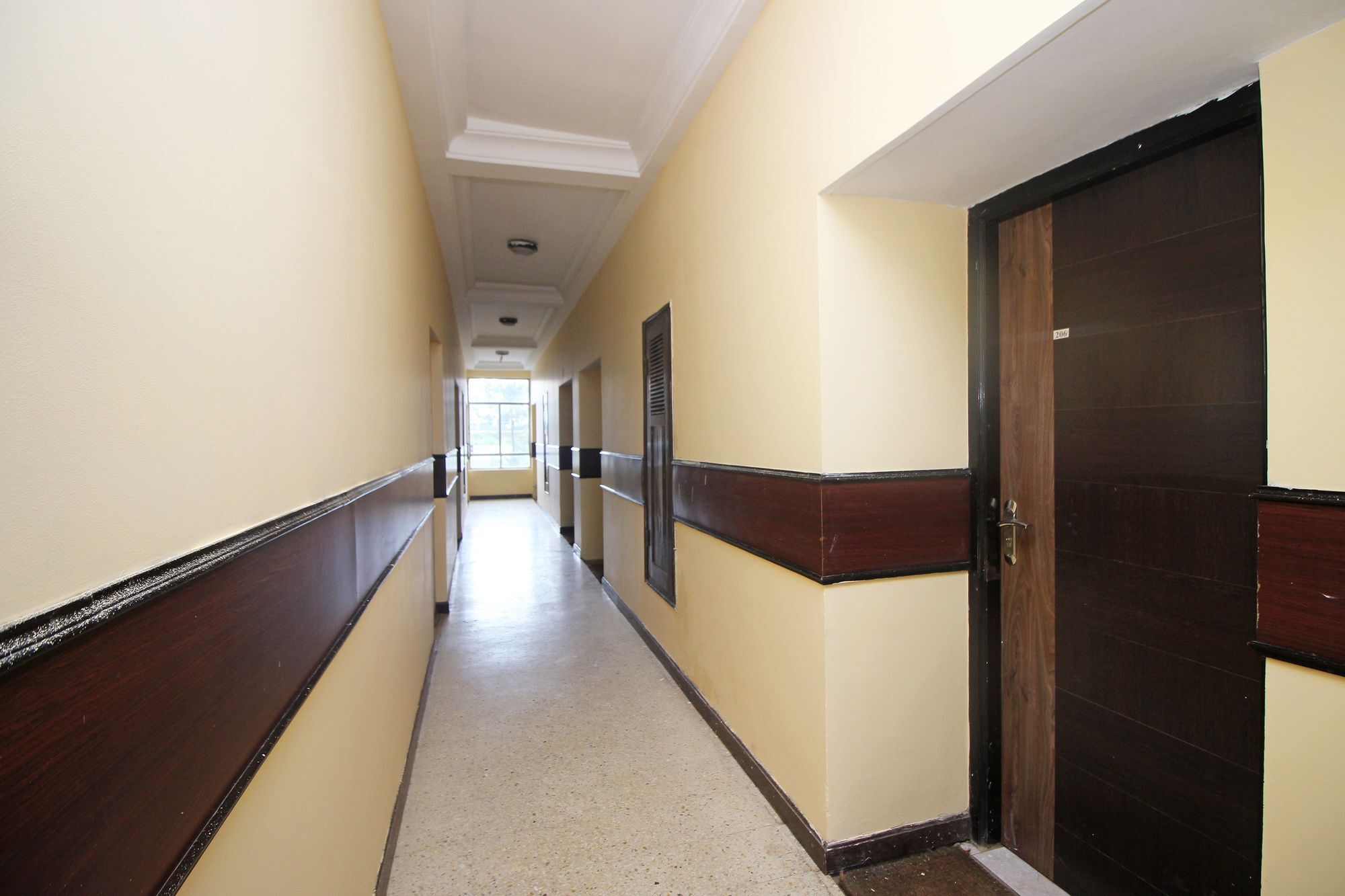 Hotel New Rajdarshan Madikeri Exteriör bild