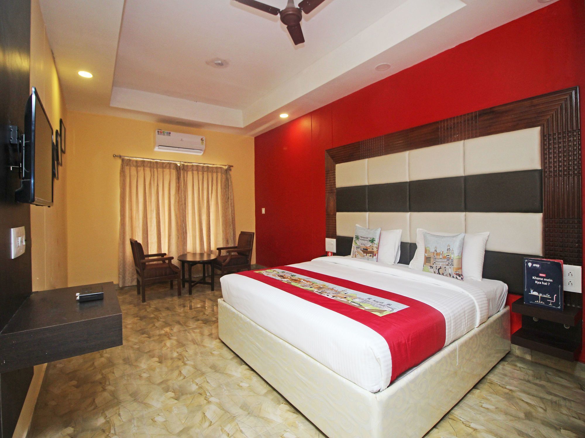 Hotel New Rajdarshan Madikeri Exteriör bild